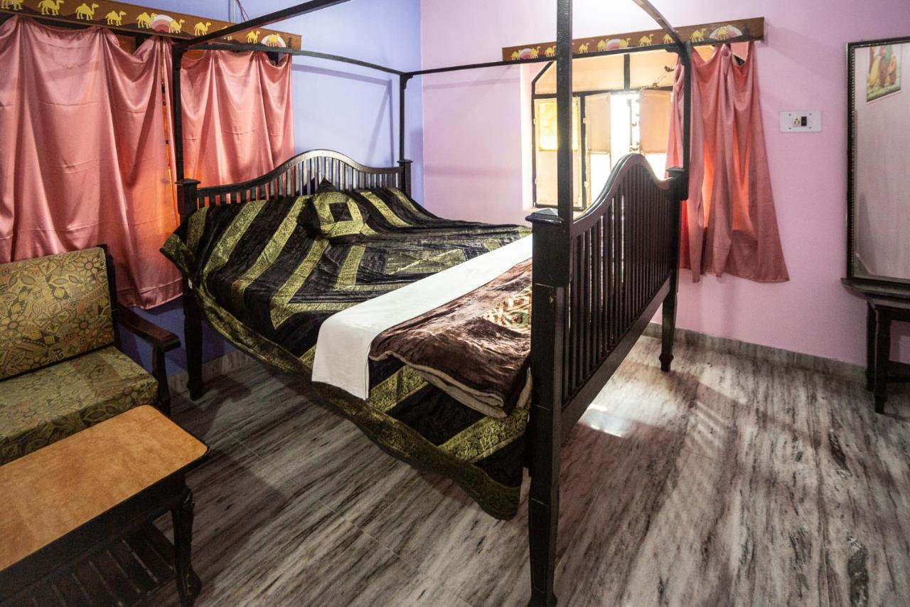 פושקאר Hotel Everest מראה חיצוני תמונה